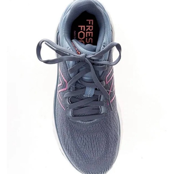 NEW IN BOX New Balance Fresh Foam X 840v1 Arctic Grey w Raspberry Sneakers - Picture 2 of 12